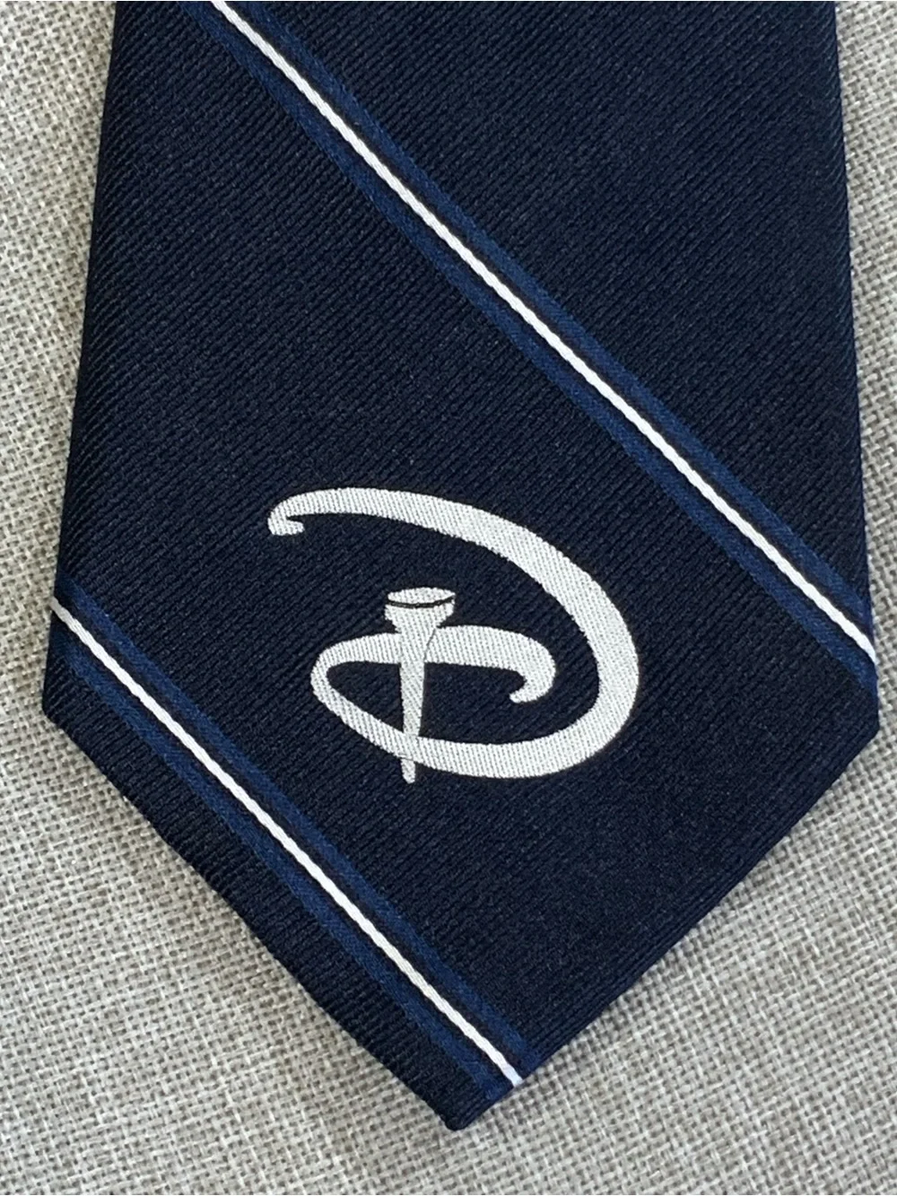 Disney Golf Pro Shop Tie Navy Repp Stripe Silk Necktie D Tee Logo Mens